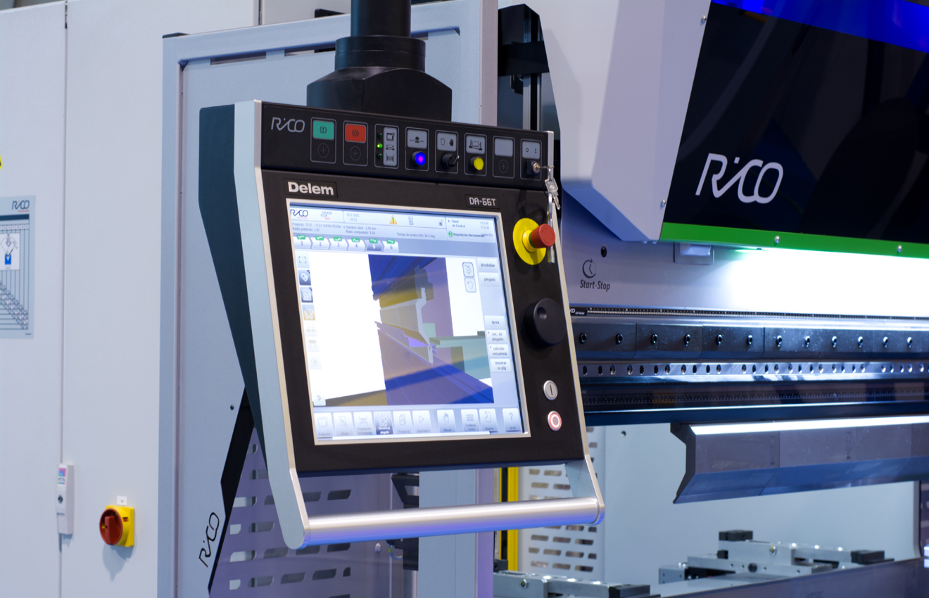 plegadora operative e high control cnc