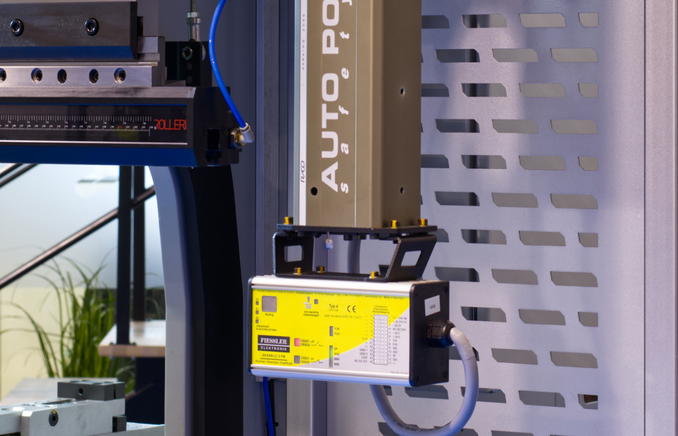 plegadora operative e high seguridad laser