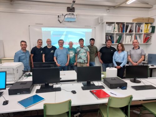 Encuentro con el profesorado del Instituto Virgen del Camino en Pamplona