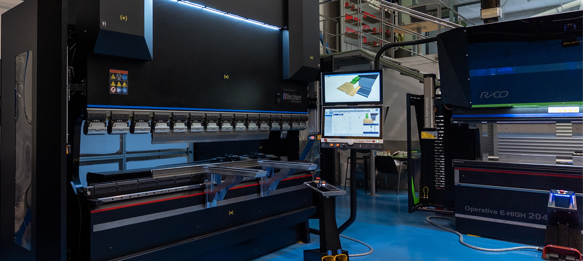 máquinas plegadoras de chapa